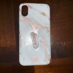 Rose Gold IPhone xs loopy case